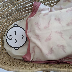 3-laags mousseline fijn babydekentje of wieglaken. Ook te gebruiken als wiegdeken, wikkeldeken, swaddle, inbakerdoek voor thuis en onderweg