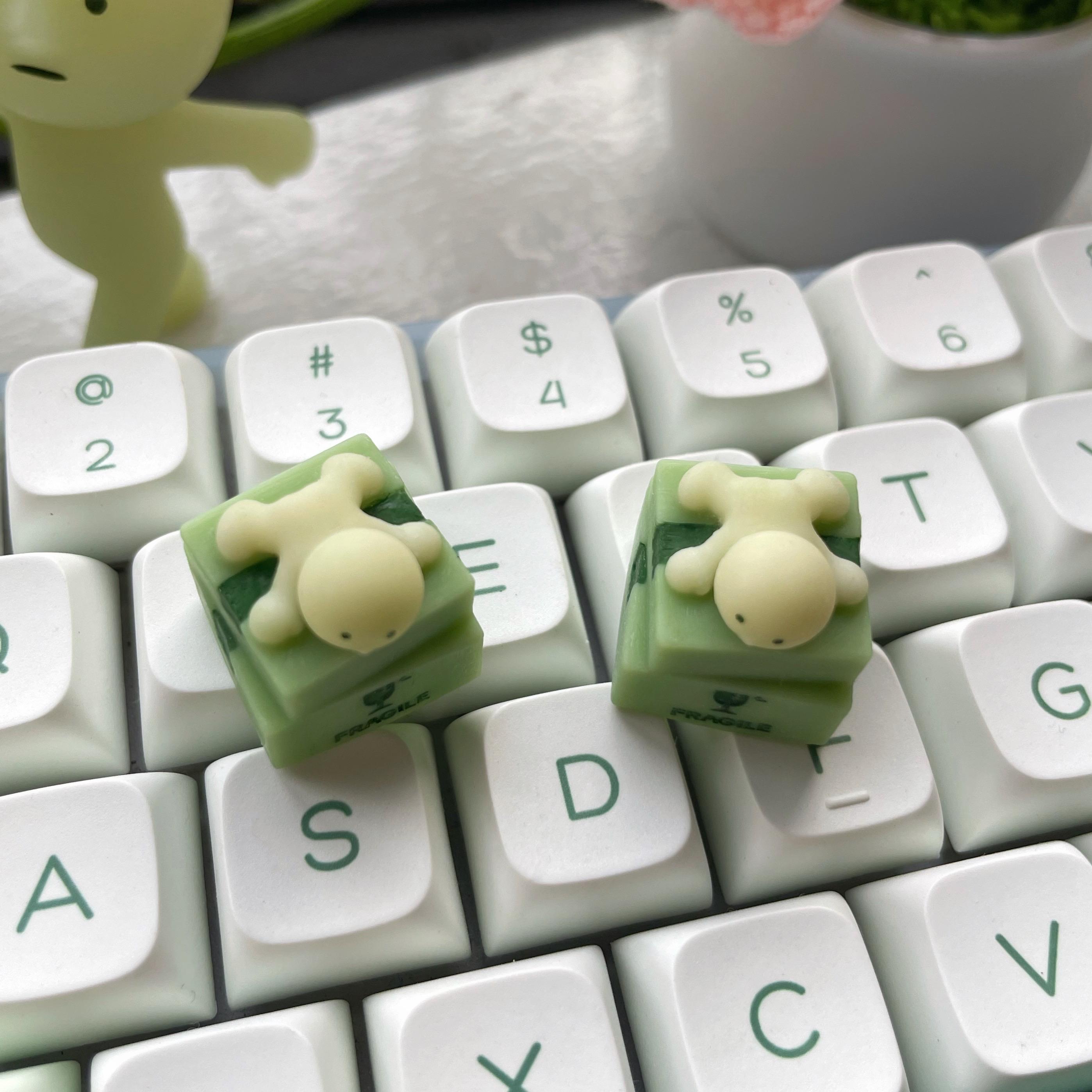Smisk Keycap | Handmade Artisan Keycap | Mechanical Keyboard