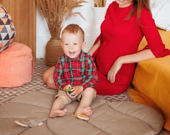 Unisex beige leaf play rug for baby and kids