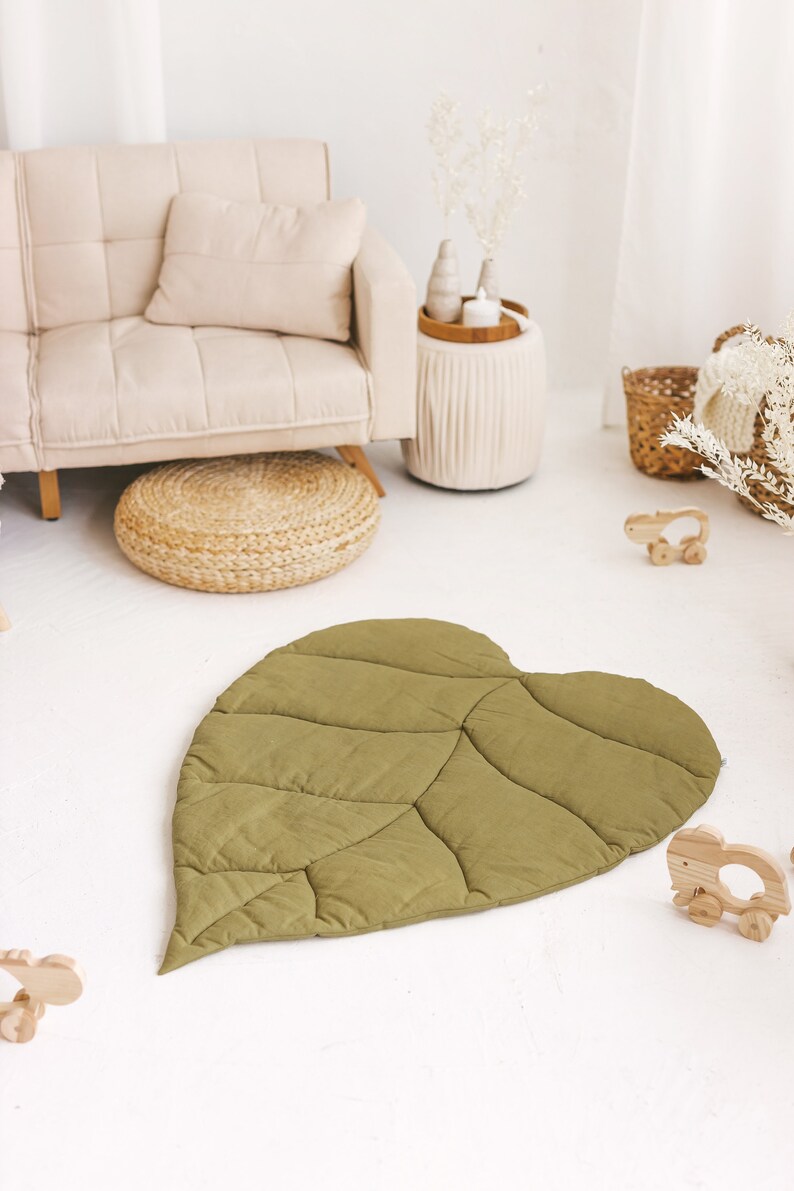 Mint leaf play mat from natural linen for baby and kids image 7