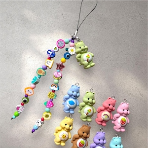 Colgante para móvil personalizado de Ositos Amorosos: nombre y cuentas de colores. Regalo original.