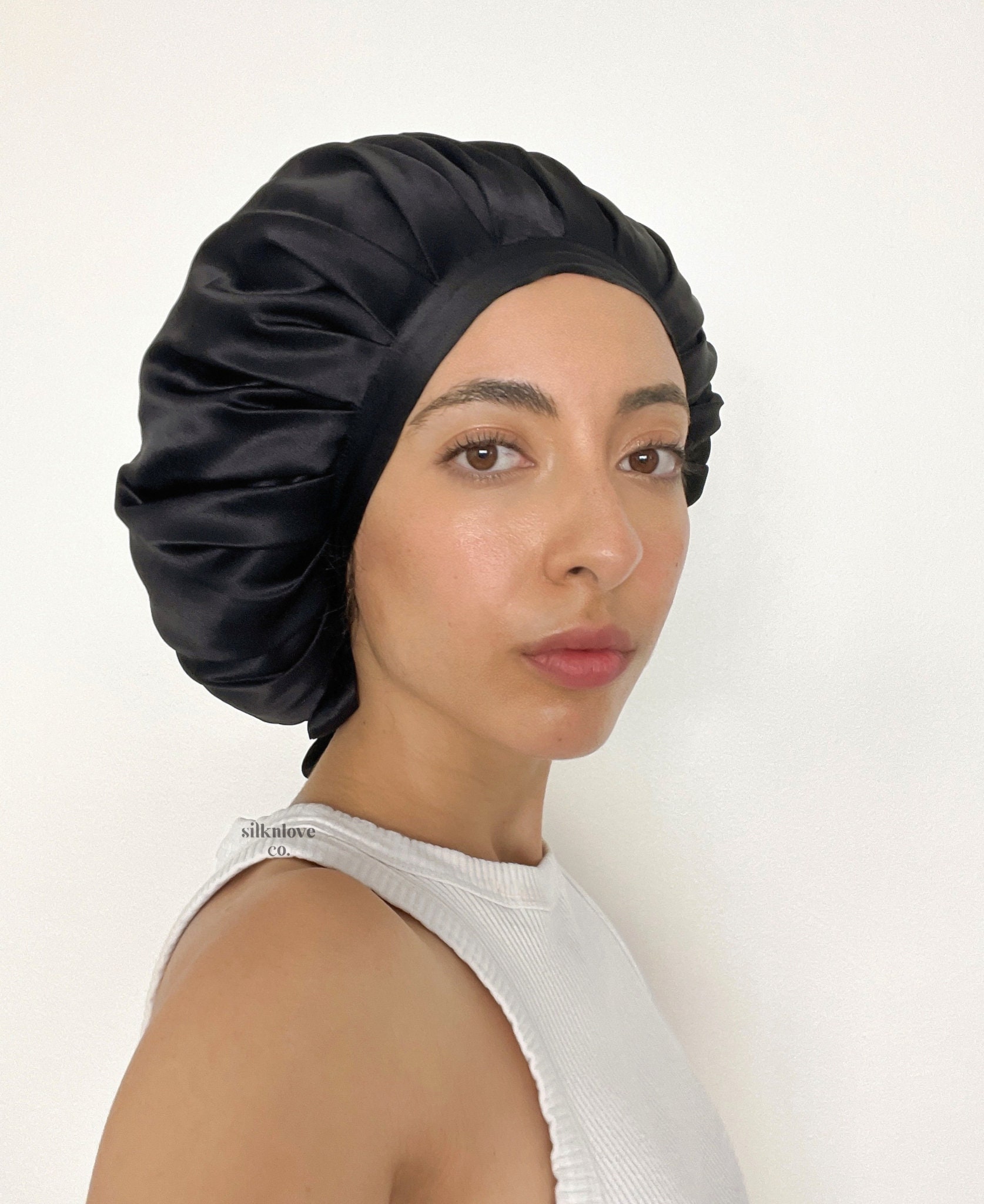 High Quality Plain Satin Night Cap Protective Cap Hair Charlotte in High  Quality Elastic Super Supportive Fabric 