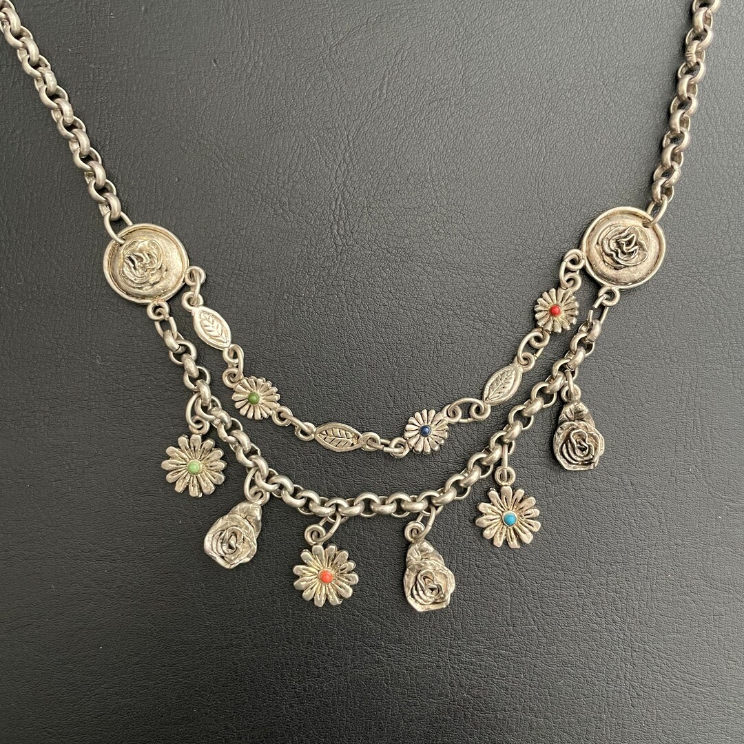 Collier Vintage Remi Dis Années 80 - Métal Blanc, Noir, Bijou Rétro Français - Occasion En Bon état