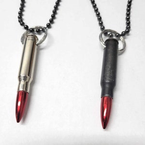 collana realizzata con veri proiettili calibro .308 con catena a sfere in acciaio inossidabile nero lunga 20 pollici