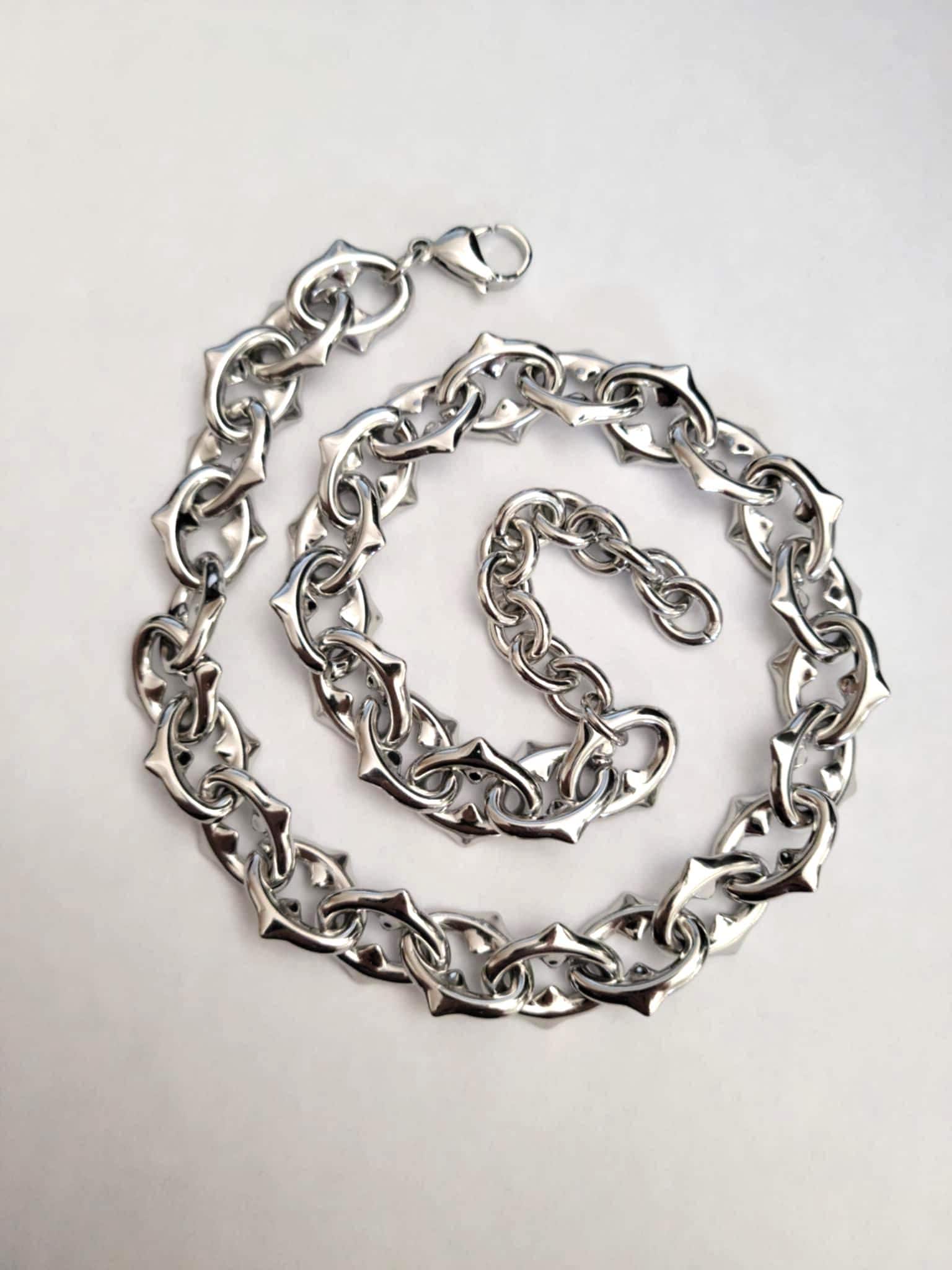 Non-tarnish 304 Stainless Steel Spiked Oval Link Chain Necklace