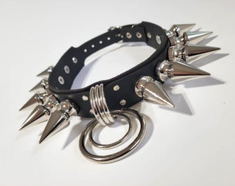 Leather Choker with 10 chunky tree spikes size 1.80" x 0.80".Punk Goth Metal