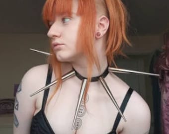 Leather Choker with 5 x 6" long cone spikes.Gothic Punk Heavy Metal Costume Cosplay Burning man