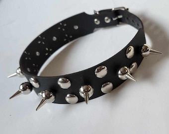 Gargantilla de cuero, Gargantilla con púas, Gargantilla punk, Joyería gótica, Joyería punk, Gargantilla con tachuelas, Cibergótica, Biker