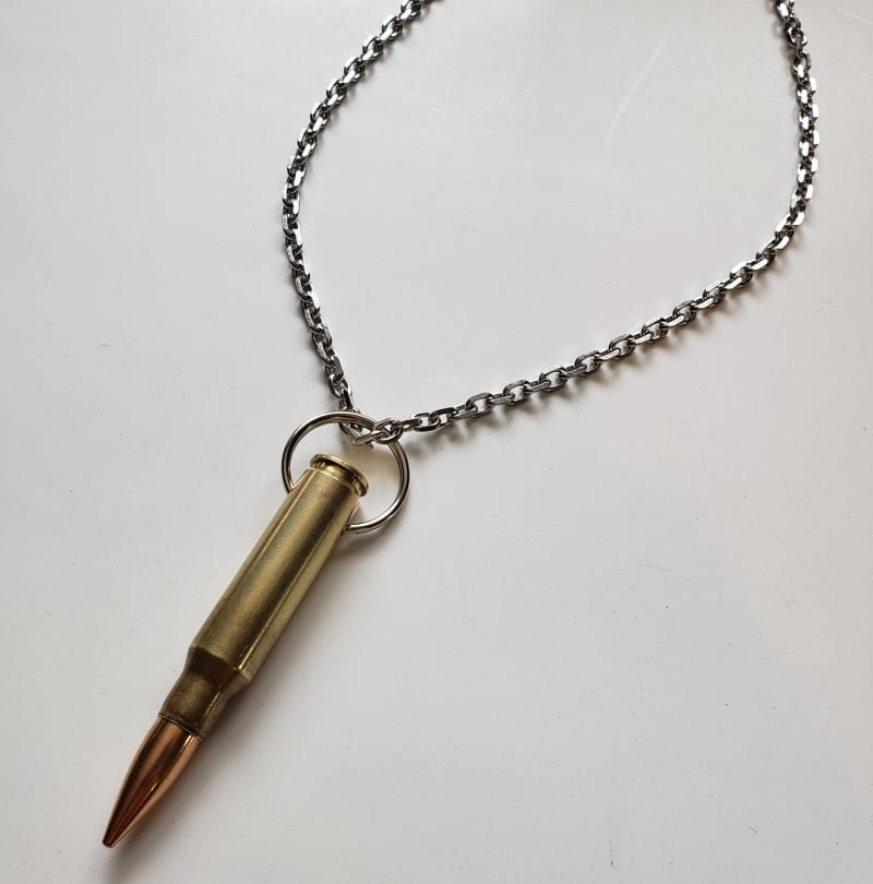 本物の.308口径弾とステンレススチールチェーンが付いた弾丸ネックレス