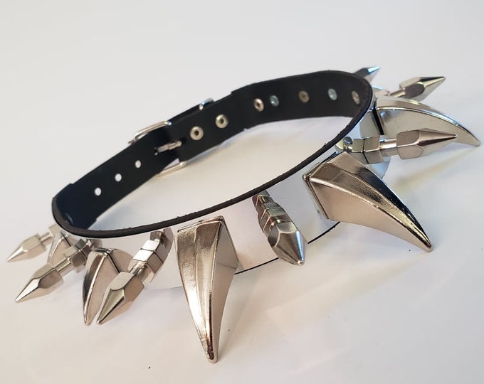 Goth Punk Heavy Metal Leather Choker with Stainless Steel plate and Spikes