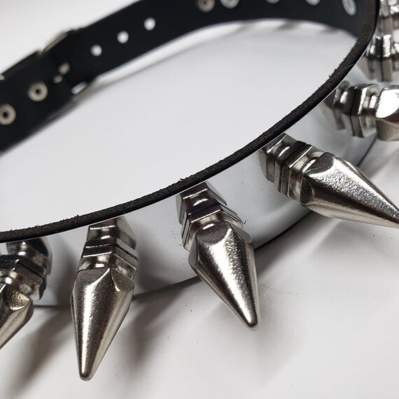 Heavy metal deals choker