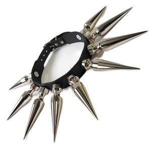 Choker in pelle con 9 punte lunghe ad albero alte 3,75", Punk Goth Metal
