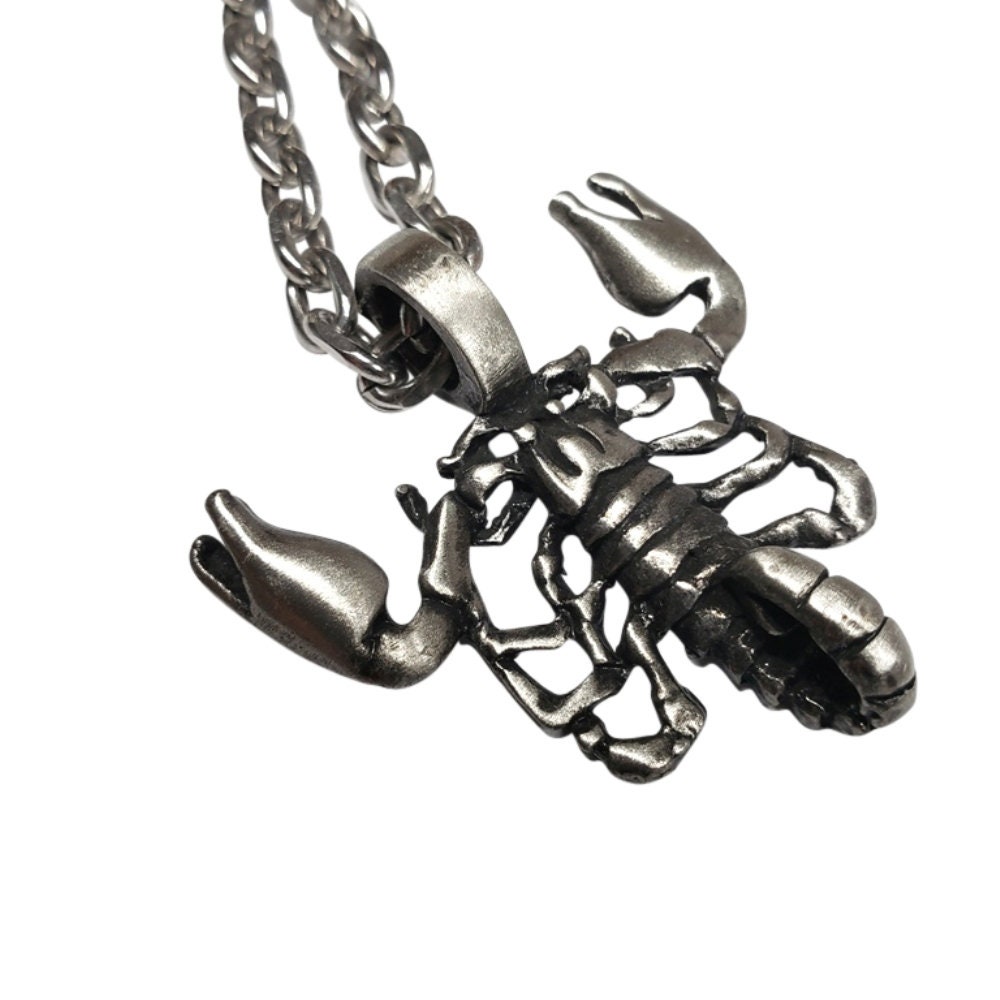 Collier long astro - Scorpion - , site de vente en ligne de