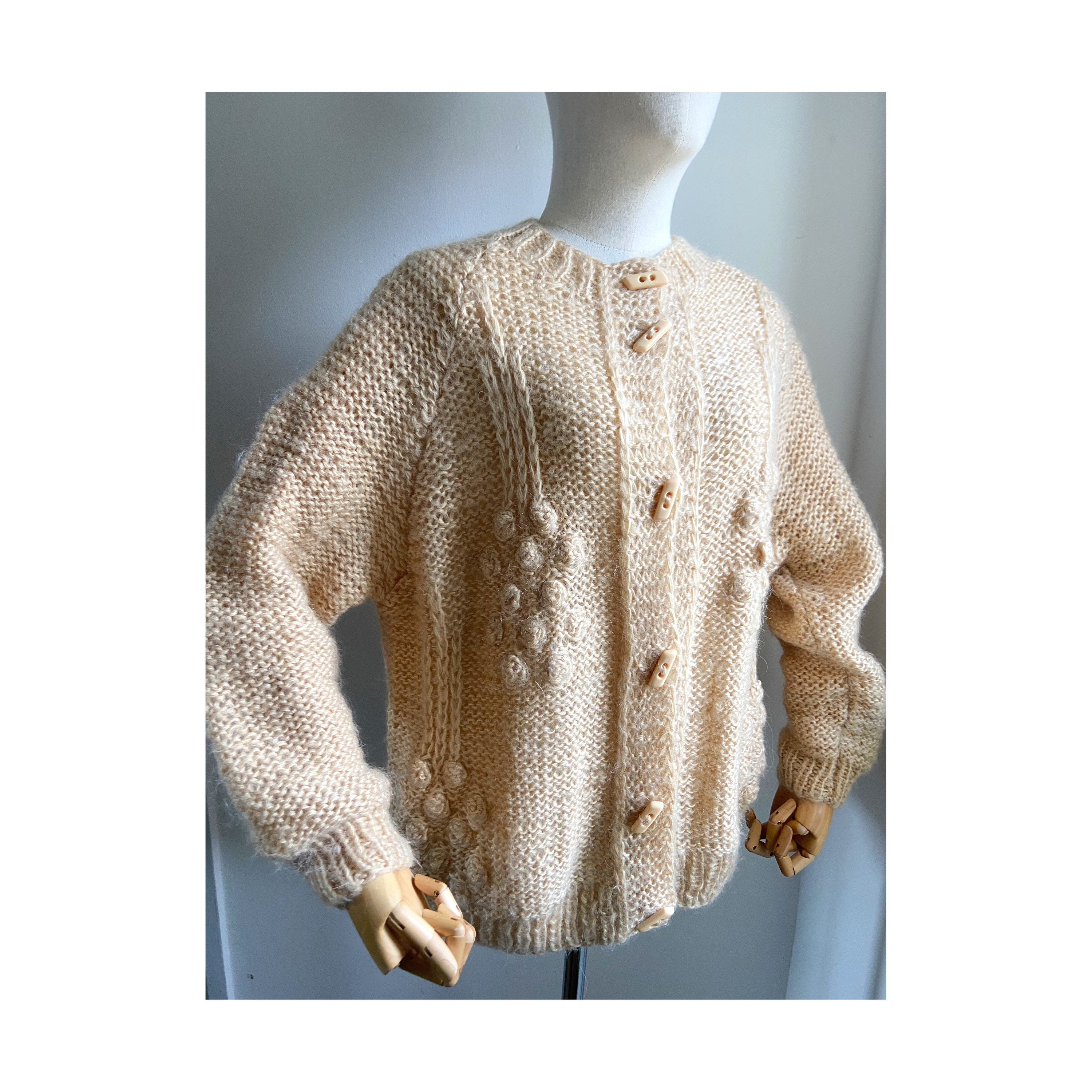 Buy Kumkum Women Sweater for Winter Woolen Acrylic Full Sleeves V Neck  Stylish Design Cardigan Girls/Ladies (S, Beige) at