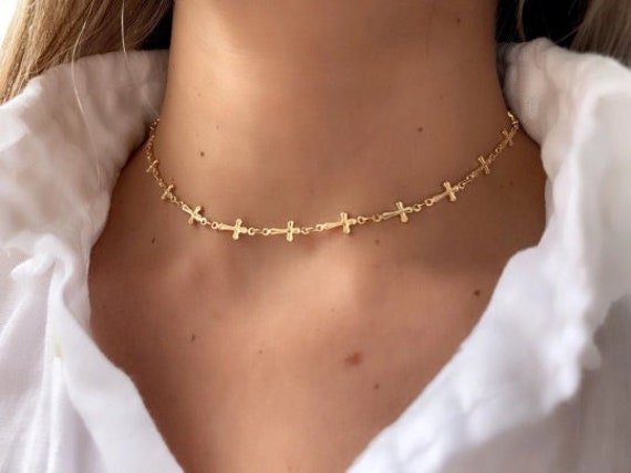 Multi cross clearance choker necklace