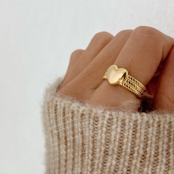 Thick heart sale ring