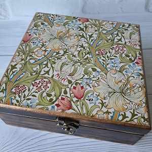 William Morris wooden tea box Personalized tea bag organizer Golden Lily for tea lovers Tea party favors