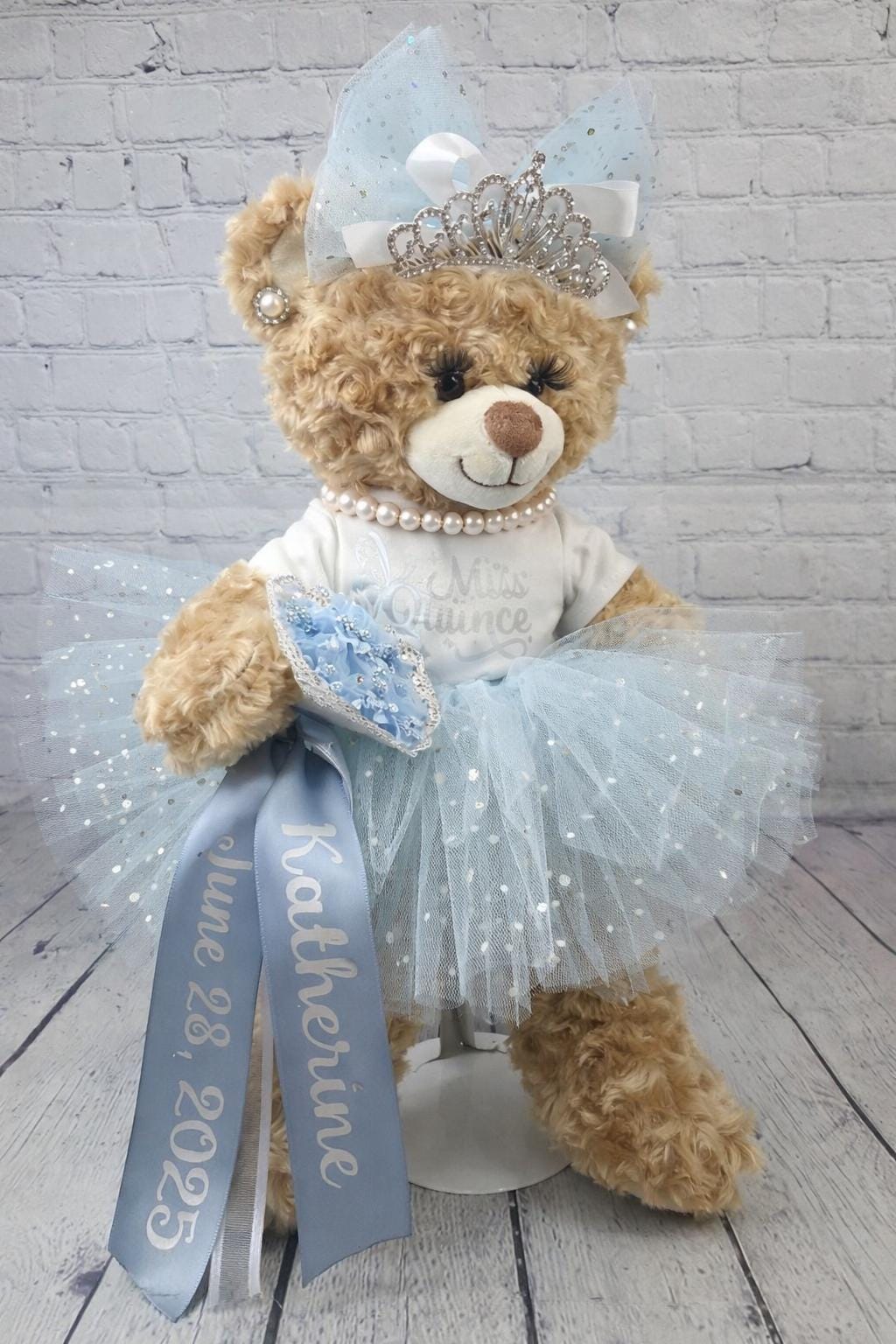 blue teddy dress Size:X-Large/17-17.5 Neck/34-35 Sleeve Quinceanera/ Sweet 16 Teddy color:beige Wearing a Bra with