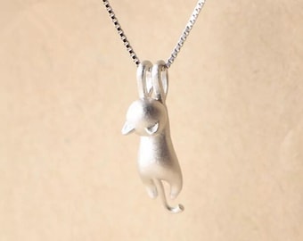 Silver pendant cat cat hanging around neck Necklace cat Tiny Sterling Silver Cat Necklace Tiny Kitten Pendant Necklace Necklace