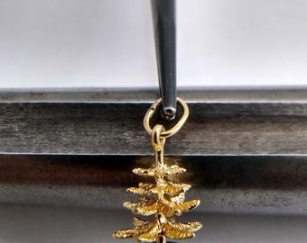 14K Yellow Gold Vintage Christmas Tree Charm