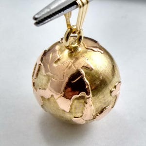 14K Yellow and Rose Gold Vintage Globe Charm/Pendant