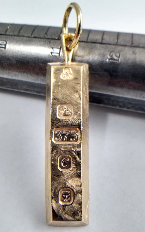 9K Yellow Gold Vintage English Hallmarked Pendant