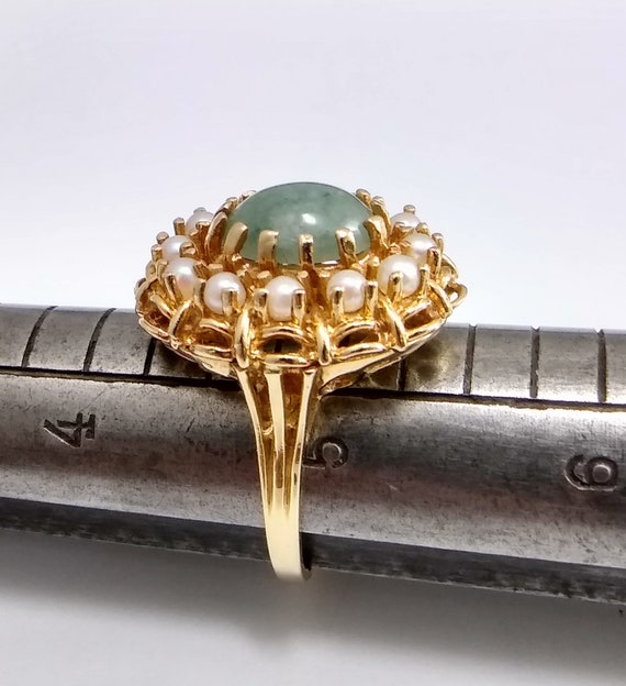 14K Yellow Gold Vintage Nephrite Jade Ring with P… - image 2