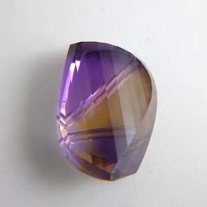Step / Fantasy Cut Ametrine