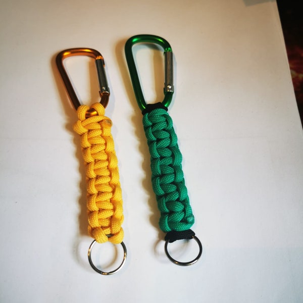 Paracord Keychain with Carabiner Clips