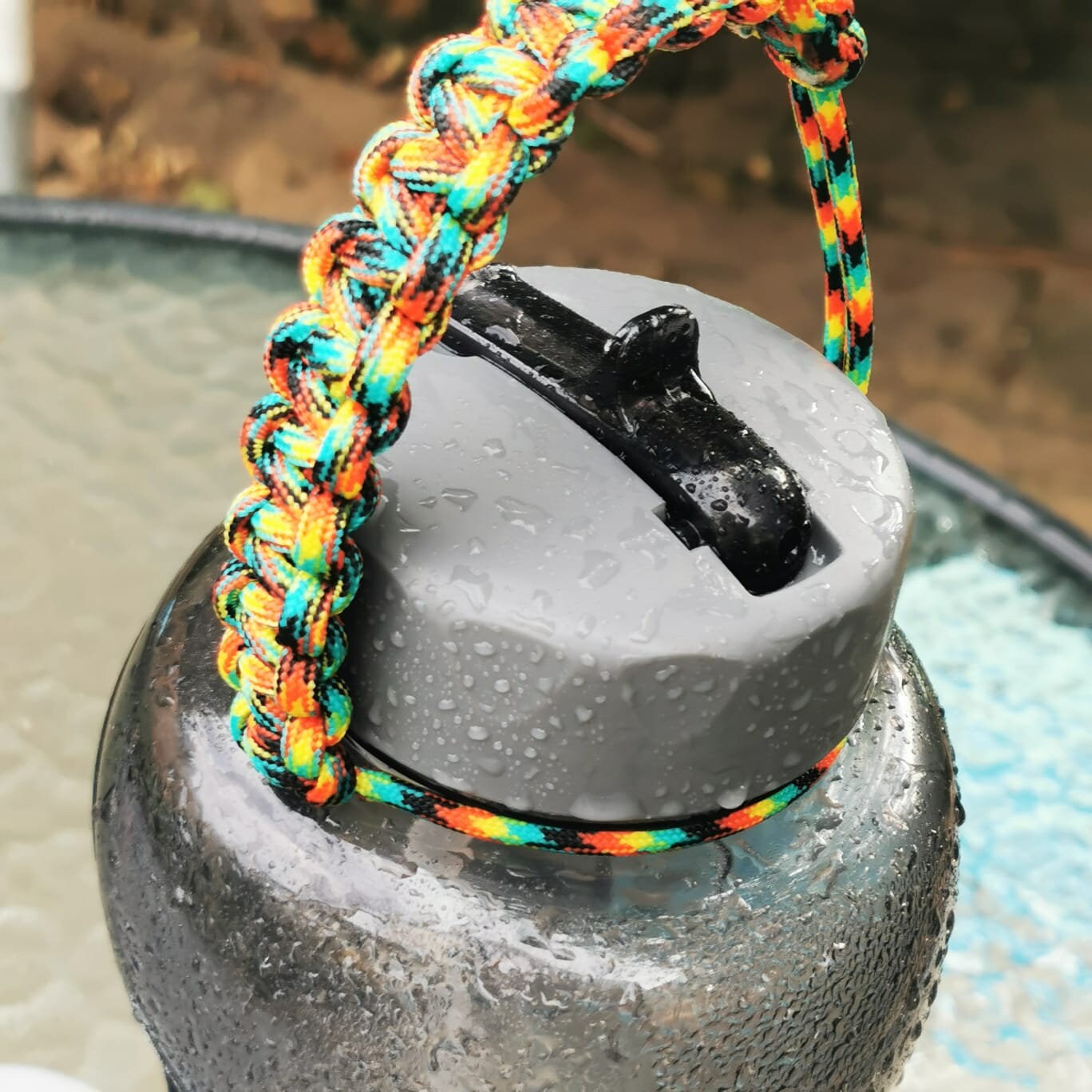 Sangle De Bouteille D'eau En Paracorde Avec Mousqueton - Porte-bouteille Pour Randonnée, Sport, Voyage - 35 Couleurs Au Choix