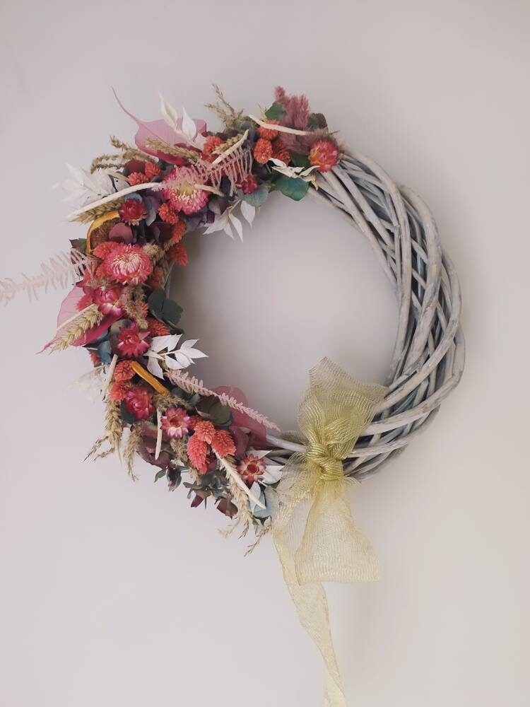 Couronne en Osier et Fleurs Séchées Fulvie | Touche de Rose, Corail, Naturelle