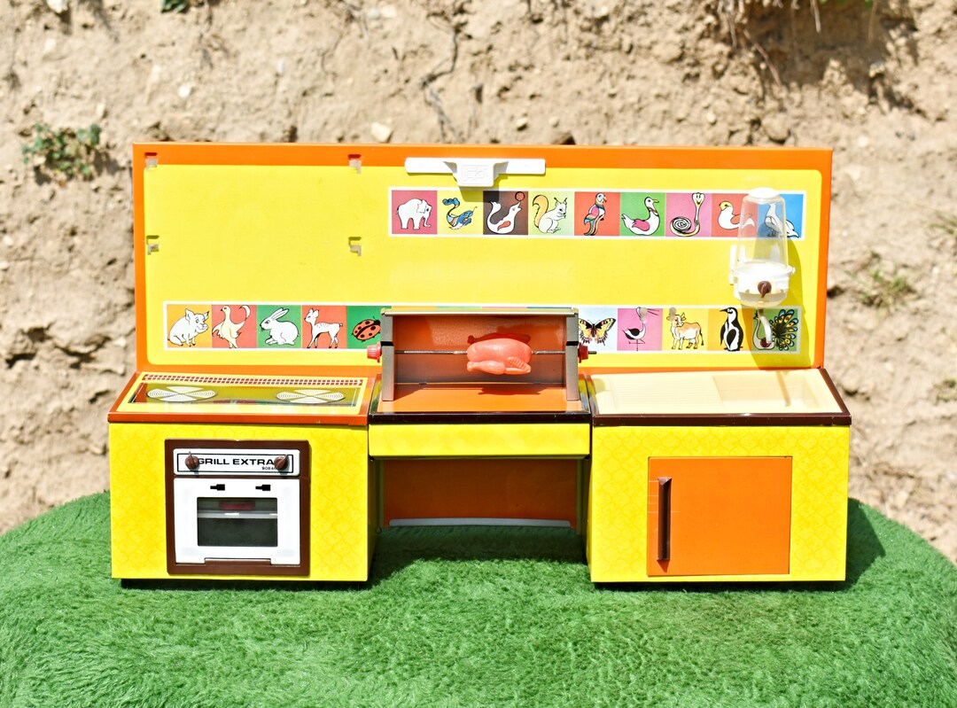 Vintage Children's Kitchen, Tin Toy Kitchen, Metal Doll Kitchen, Metal