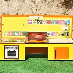 Vintage children&#39;s kitchen, Tin toy kitchen, Metal doll kitchen, Metal children&#39;s toy, Cooking toy, Dolls House, 1970s collectible toy