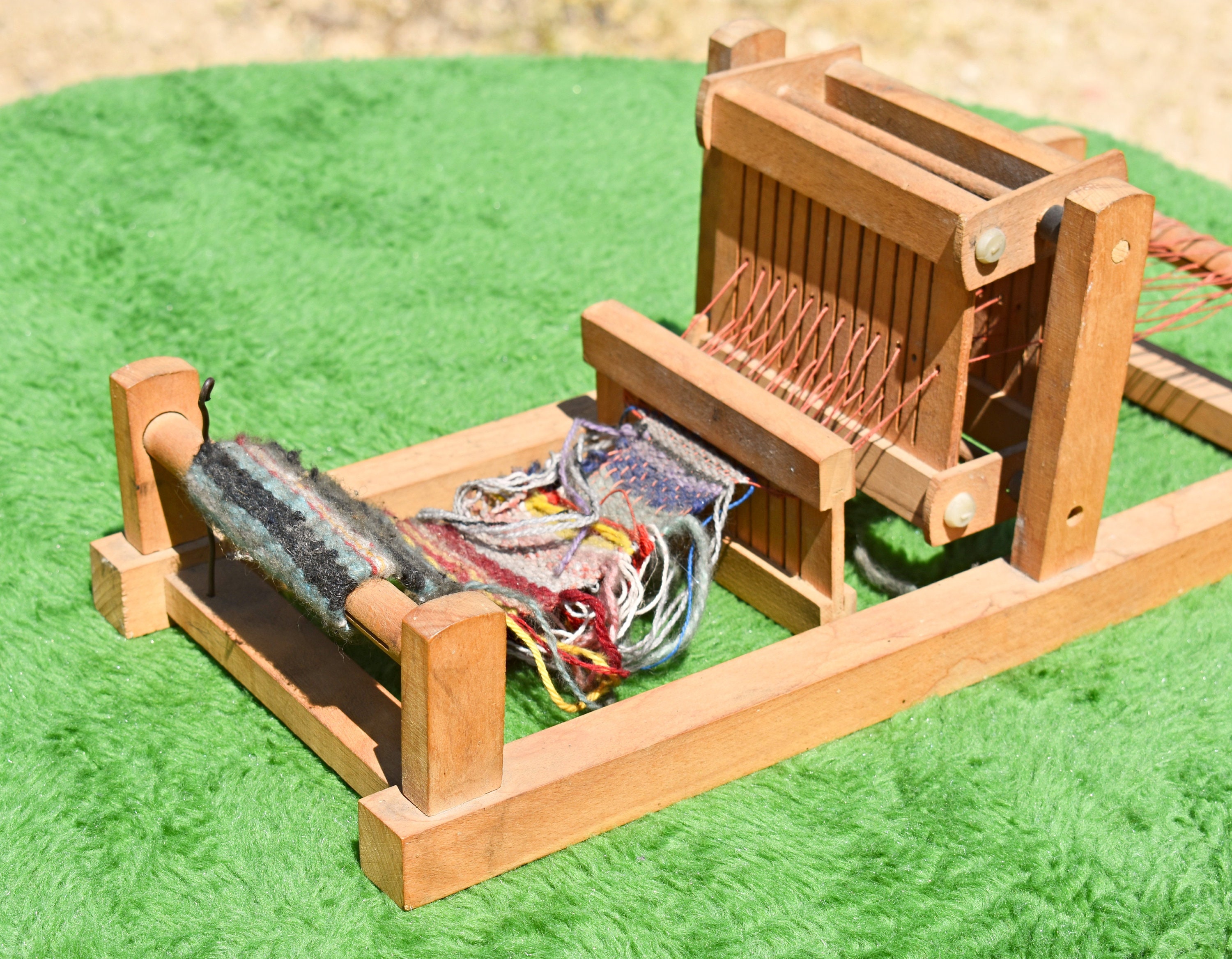BENECREAT 6.2 X 11 Inch Loom, Wooden Knitting Chair
