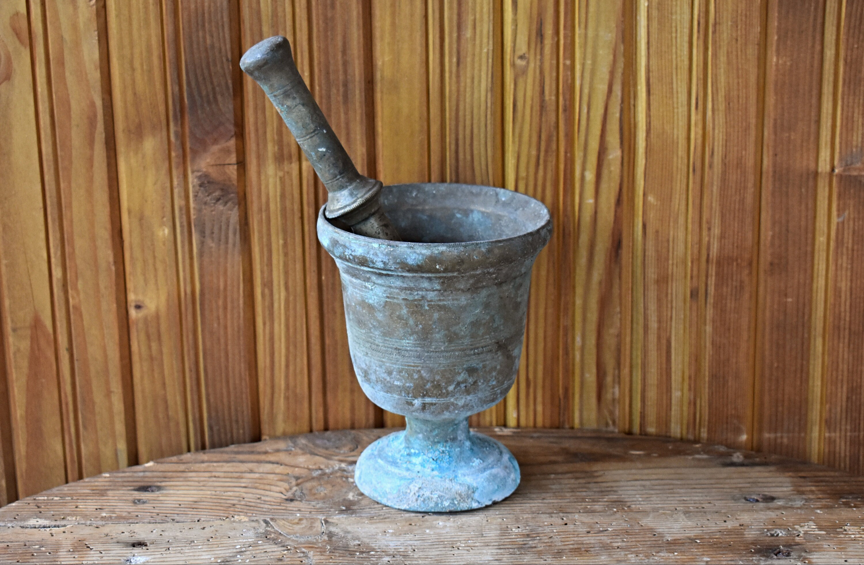 Antique Wooden Bucket (RB) Antique Wooden Bucket (RB)
