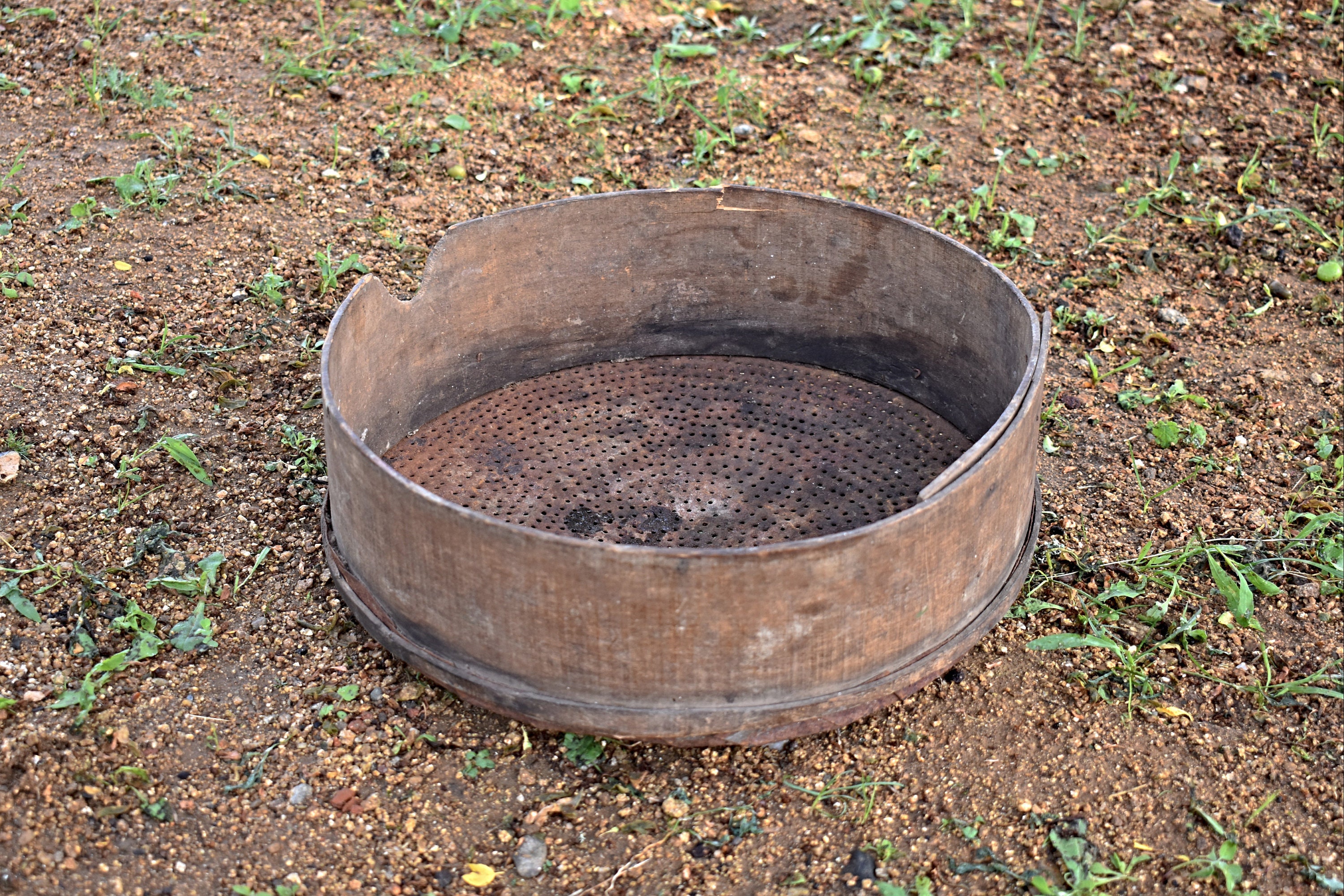 Antique Wooden Sieve, Primitive Wooden Sieve, Wooden Sieve Basket