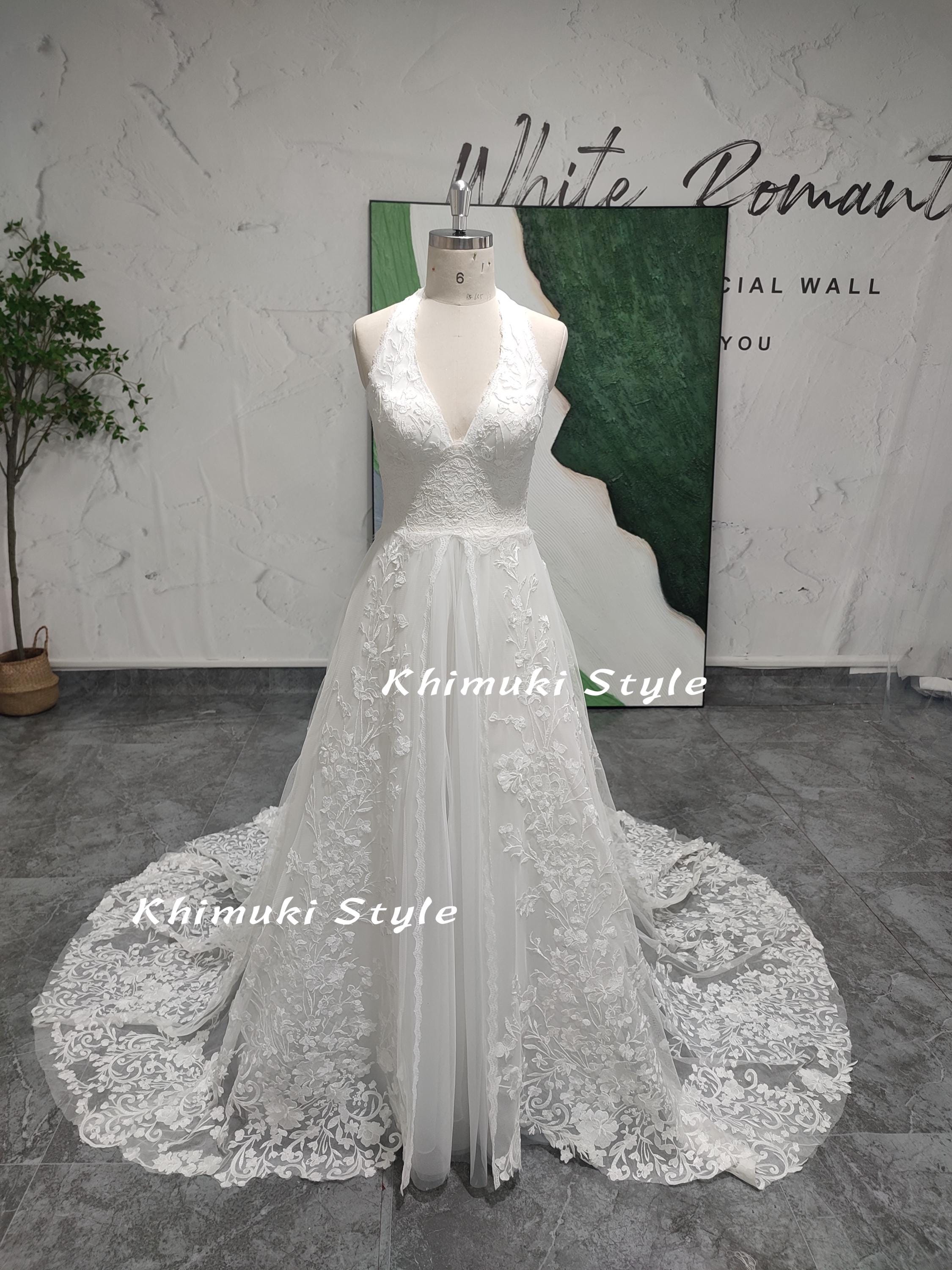 Halter Neckline Lace Wedding Dress: Ivory Summer Bridal Gown