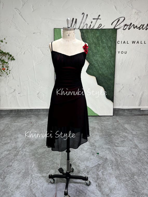 Short Sheath Vintage Red and Black Homecoming Dress