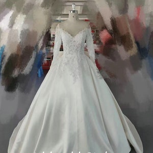 Ball Gown Long Sleeve Lace Wedding Dress