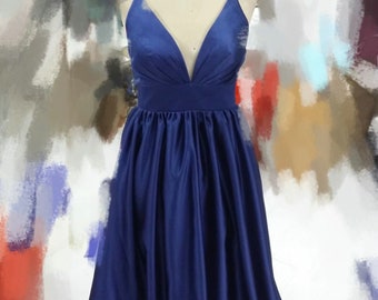 Simple Halter Neckline Navy Blue Prom Dress