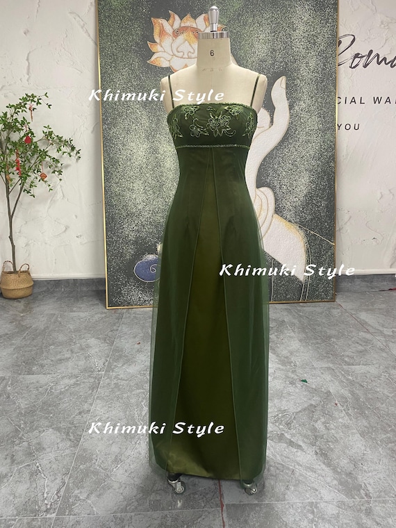 90s Vintage Green Party Dress: Tulle & Silk Prom Gown 90s Vintage Green Party Dress: Tulle & Silk Prom Gown