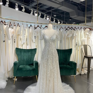Short Sleeve Sparkle Sequins Wedding Dress