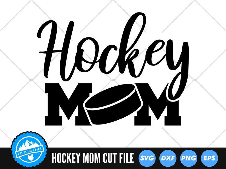 K&ouml;nnte beinhalten: Schwarz-wei&szlig;es Grafikdesign mit dem Text "Hockey Mom" und einem Hockeypuck. Das Design ist perfekt f&uuml;r eine Hockey-Mama oder einen Fan.