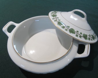 Vintage Royal Jackson Soup Tureen & Ten Soup Bowls, 14k Gold Rimmed, Emerald Ivy Pattern, One Owner, Pristine Condition, Like New