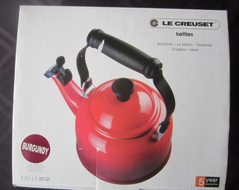 Le Creuset France, 1.25 Quart Teapot, Enameled Cast Iron, in Original Box with Original Packaging, Rare Discontinued Color Burgundy