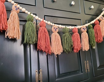 Ghost Garland | Holiday Decor