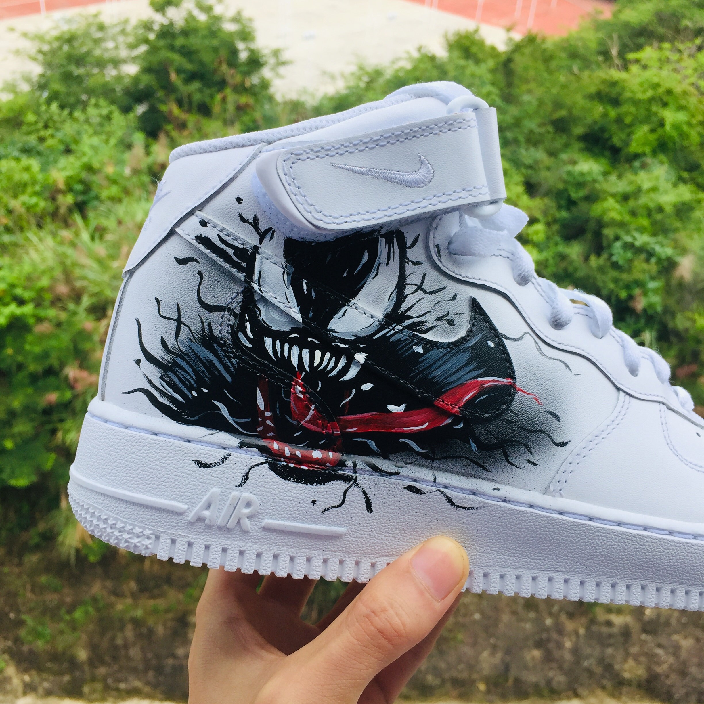 custom venom air force 1