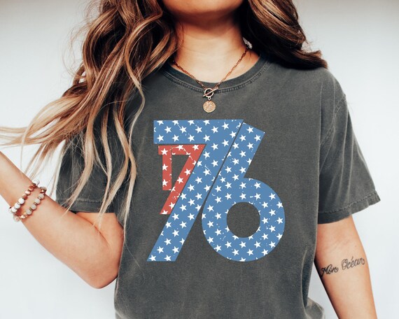 Comfort Colors® American History T-Shirt: 1776 Independence Day Sweatshirt
