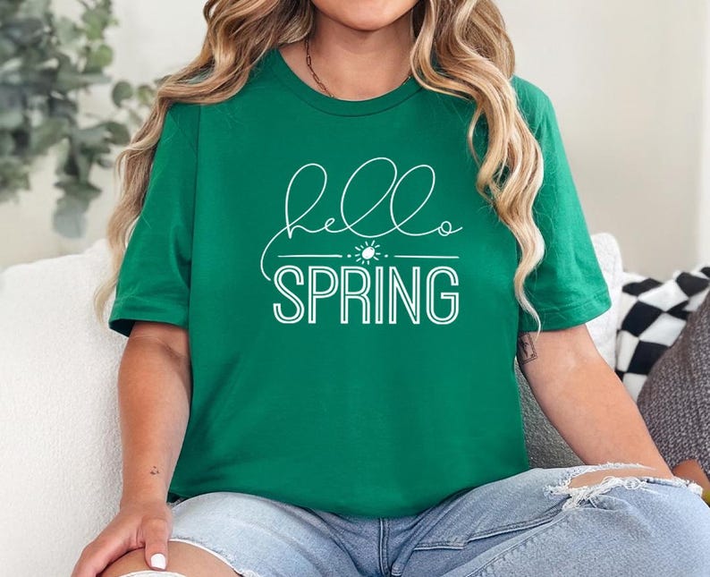 Hello Spring Shirt Minimal Script Easter Graphic Tee Seasonal Spring Design imagem 10