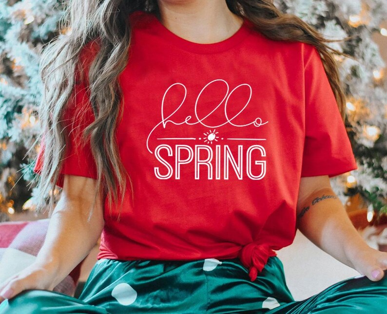 Hello Spring Shirt Minimal Script Easter Graphic Tee Seasonal Spring Design imagem 16